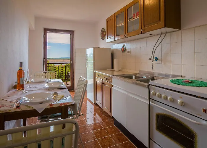 Apartment Hundefreundliches Nur 440 Meter Zum Mit Meerblick Und Grill Jadranovo