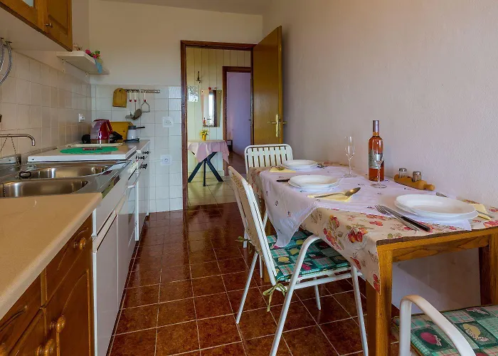 Hundefreundliches Nur 440 Meter Zum Mit Meerblick Und Grill *