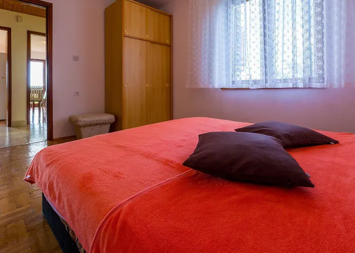 Hundefreundliches Nur 440 Meter Zum Mit Meerblick Und Grill * Jadranovo